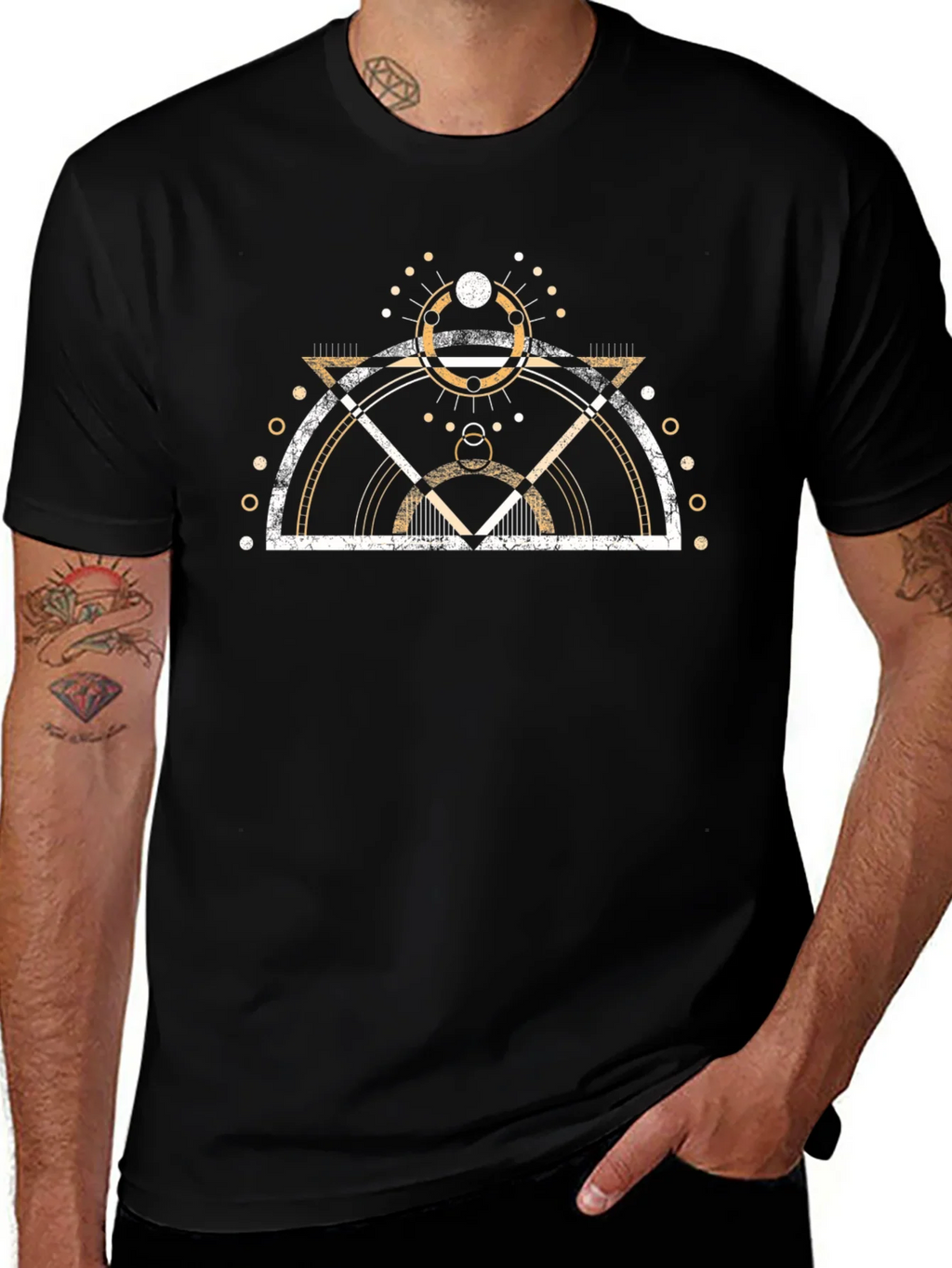 Geometric Print Graphic Tee - Modern Design