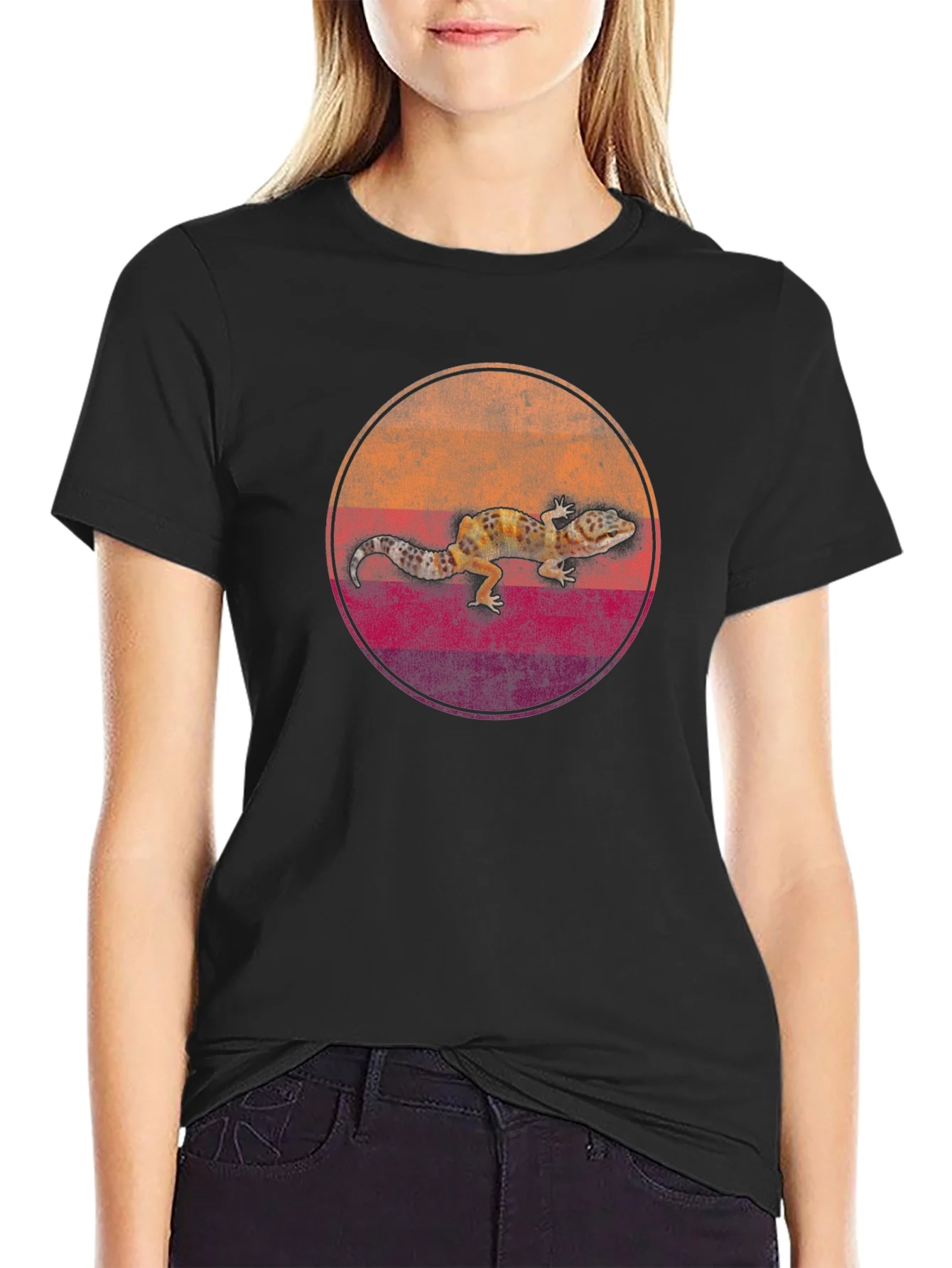 Gecko Graphic Tee - Retro Style